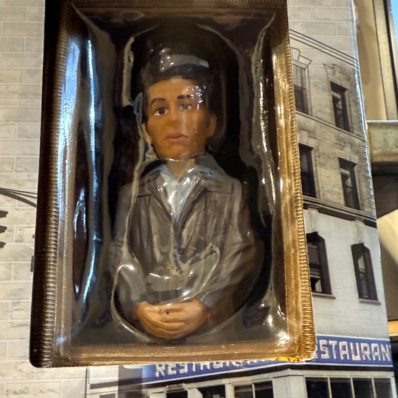 Seinfeld Kramer Painting Bobblehead - Picture 8 of 8